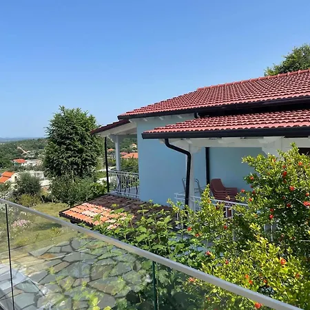 Apartamento The Village Getaway- Kallmet Lezhe