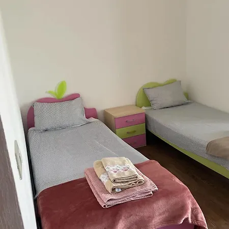 The Village Getaway- Kallmet Lezhe Apartamento *